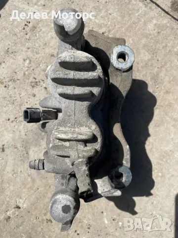 410105059R преден ляв спирачен апарат от Renault Master 2.3 DCI, 100 ph., engine M9T870, 6 sp., снимка 3 - Части - 50022103