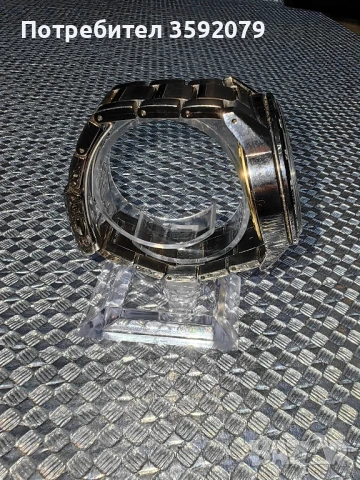 Часовник Seiko Quartz watch 50th Anniversary , снимка 5 - Мъжки - 50647237