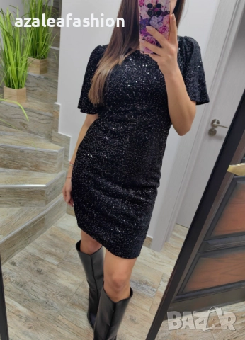 Рокля с пайети черна