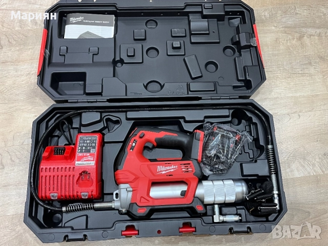 Milwaukee Акумулаторна гресьорка M18GG-201C, снимка 2 - Куфари с инструменти - 52634846