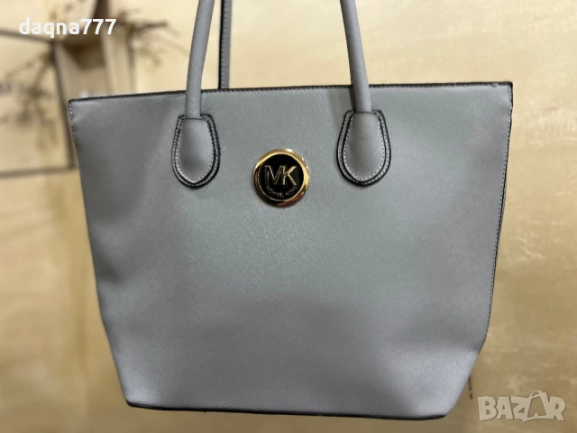 Michael Kors голяма чанта Германия, снимка 10 - Чанти - 51071830