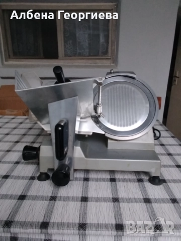 Професионална слайс машина - 250 мм, снимка 16 - Обзавеждане на кухня - 52083345