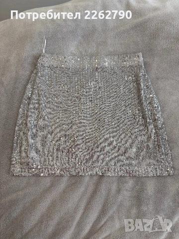 Сребриста пола с пайети Stradivarius