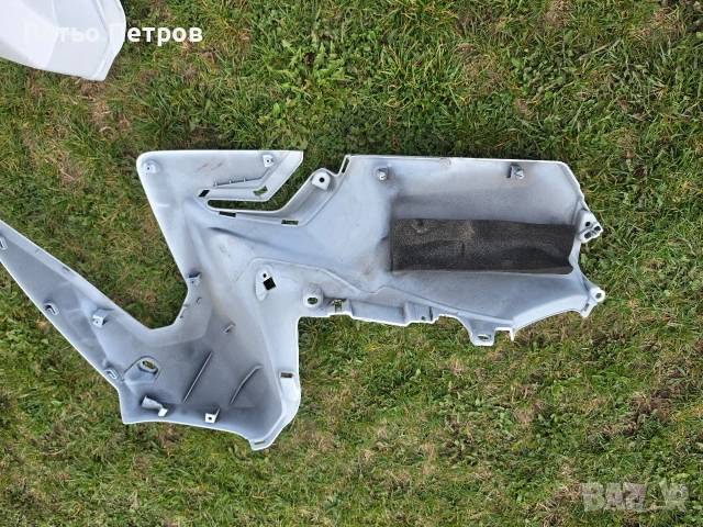 предна дясна и лява страница за Honda X adv 750 64320 mkh d000, снимка 4 - Аксесоари и консумативи - 42819752