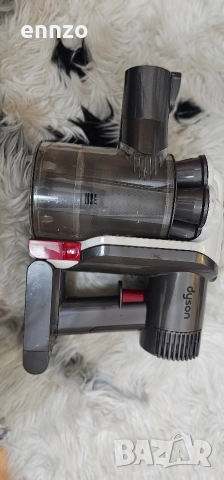 Прахосмукачки dyson dc45 и dyson sv10