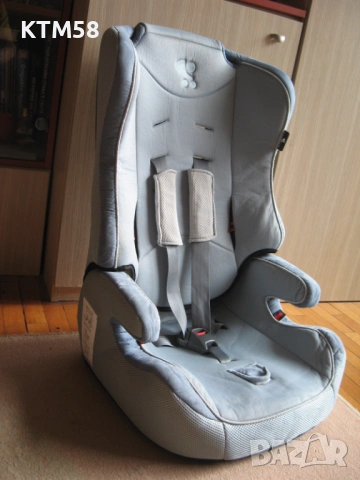 Продавам детско столче за кола Lorelli