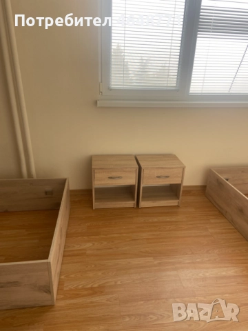 Две легла и две нощни шкафчета, снимка 2 - Спални и легла - 52445245