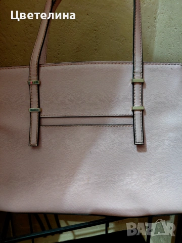 Розова чанта GUESS , снимка 2 - Чанти - 53862854