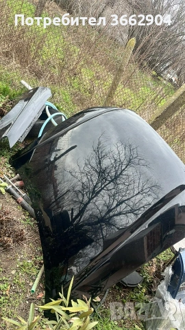 Преден капак и калник  ляв  за Audi A4 Avant черни отлични 75 евро капака и 40 евро калник 