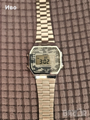Ретро Casio A168WE ръчен часовник 
