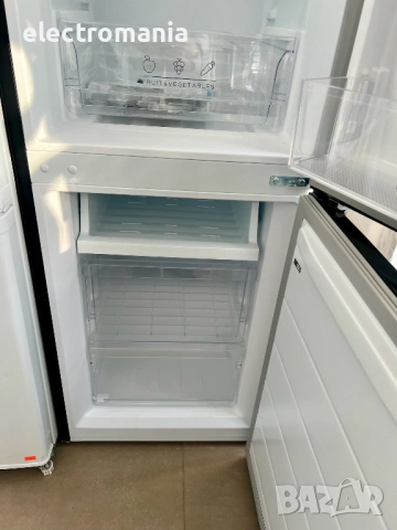 НЕУПОТРЕБЯВАН!!! хладилник с фризер Comfee RCB169DK2, снимка 6 - Хладилници - 53189523