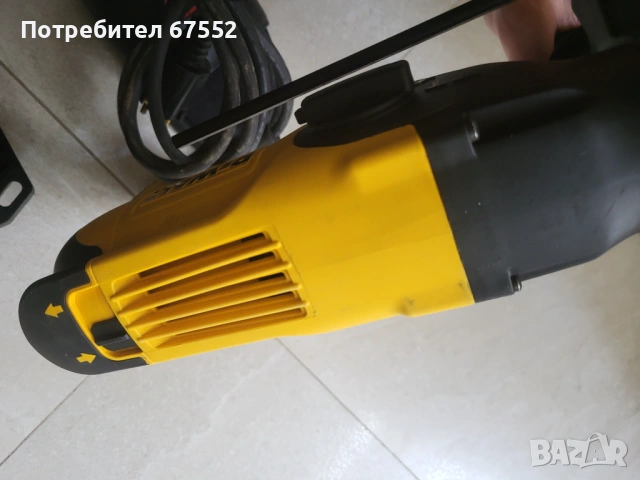 Перфоратор DeWalt D25113. Оригинален в перфектно състояние. 82€ (без коментар)., снимка 4 - Други инструменти - 54005196