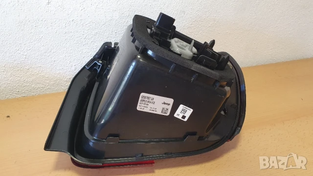 Оригинален ляв LED стоп за JEEP Renegade / Джиип Ренегат (2018-2024), снимка 17 - Части - 51427954