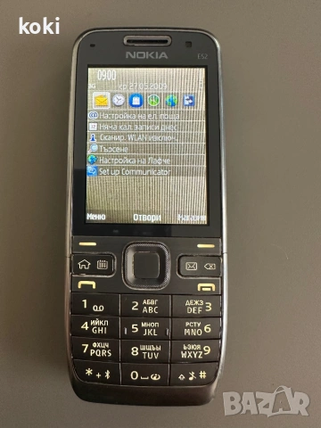 Nokia E52