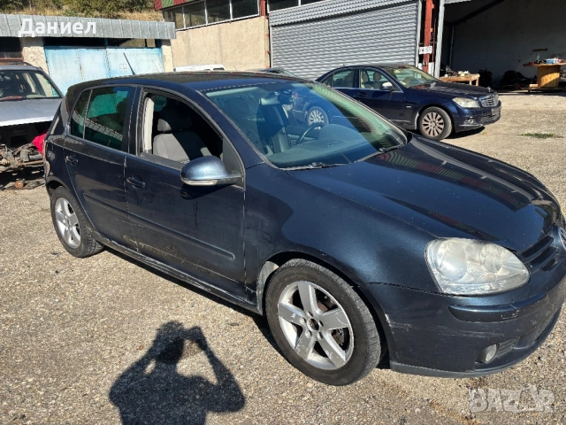 Голф 5 1.9 105 коня , снимка 2 - Автомобили и джипове - 51736456