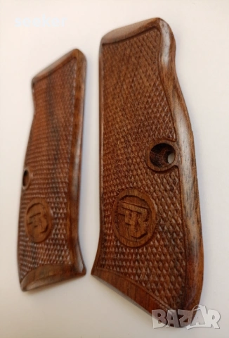 Орехови чирени за пистолет CZ 75/85 BD Police, снимка 4 - Оборудване и аксесоари за оръжия - 54142906