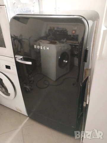Ретро хладилник BOSCH black Nostalgy, снимка 3 - Хладилници - 53871658