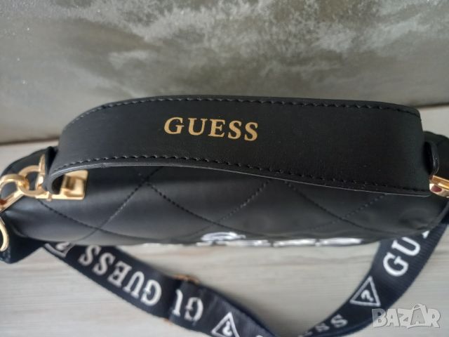 Guess - дамска чанта , снимка 4 - Чанти - 46414875