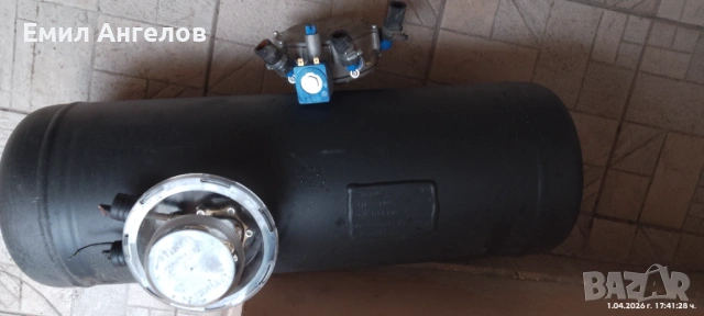 Газова бутилка на 3 г. и изпарител на 1 г.