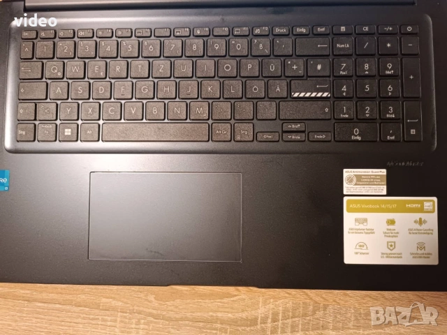 Лаптоп Асус Vivobook 17" Intel i3 12поколение,  16GB Ram като нов, снимка 5 - Лаптопи за дома - 53223811