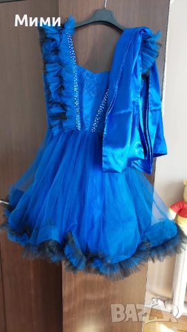 Продавам бална рокля 
