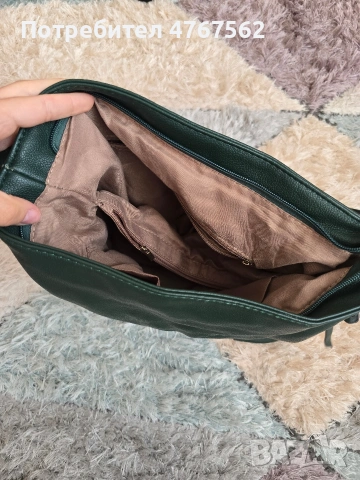 Дамска чанта, снимка 3 - Чанти - 53948008