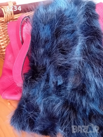 Син шал от естествена кожа на ракун , снимка 5 - Шалове - 52985492