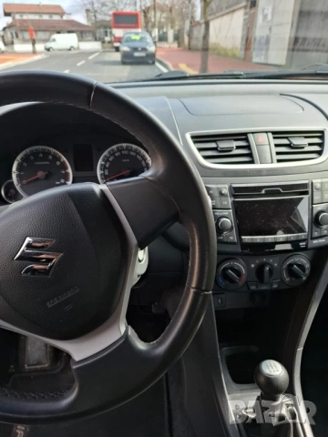 Suzuki Swift, снимка 7 - Автомобили и джипове - 53588773