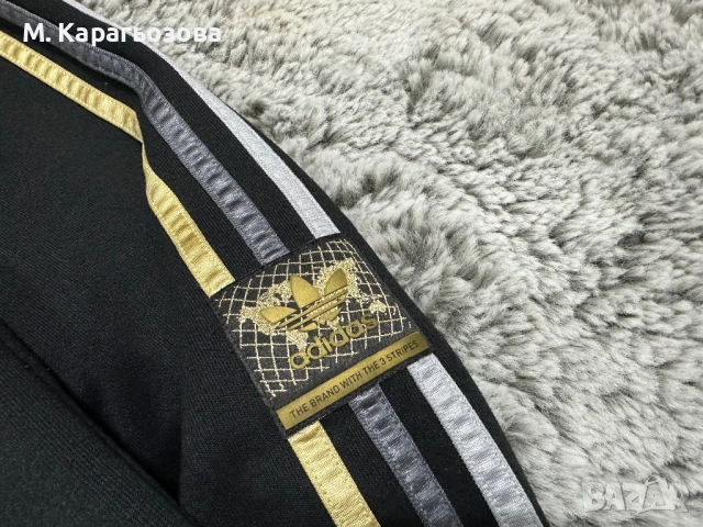 Мъжко худи Adidas Originals Chile 20, Размер М, снимка 4 - Суичъри - 53407339