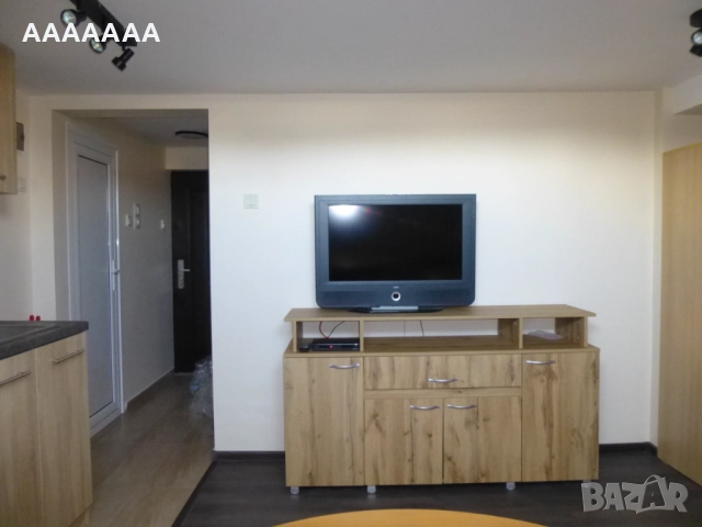 Таванско ателие под наем, снимка 10 - Стаи под наем - 52019010