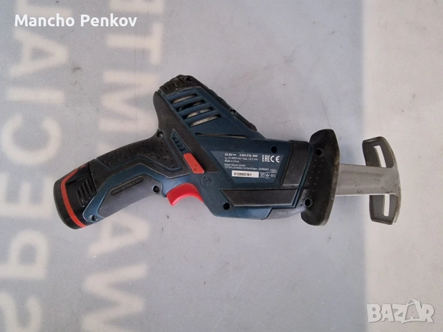 BOSCH GSA 10,8 V Li саблен трион., снимка 2 - Други инструменти - 53584507
