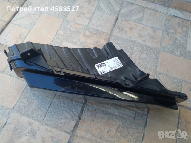 Led десен фар за мъгла (халоген) за Шкода Октавия 4 RS- 5E3 941 700 A, снимка 3 - Части - 51724267