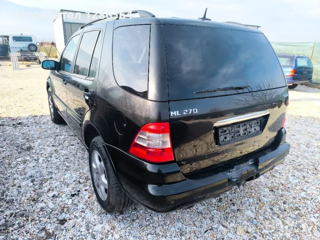 Mercedes ML W163 2.7 CDI НА ЧАСТИ , снимка 4 - Автомобили и джипове - 48412902