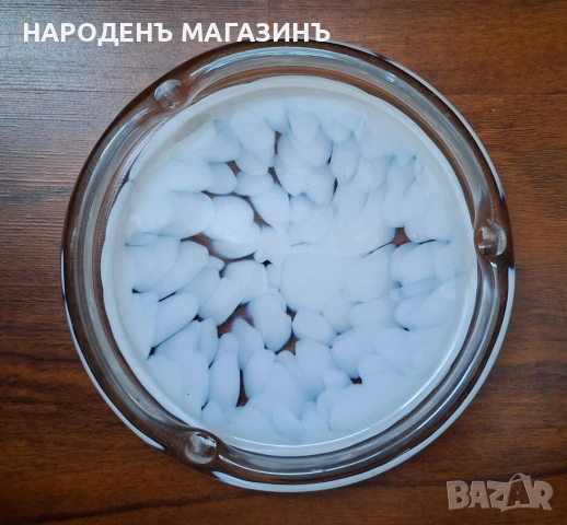 МУРАНО - Венецианско двуцветно стъкло Голям пепелник за трима човека , снимка 5 - Други ценни предмети - 53564627