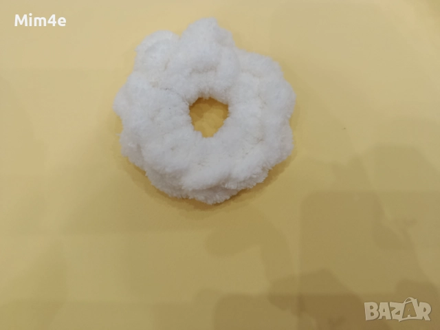 Ръчно изработени шалове и ластици (скрънчи), снимка 7 - Шалове - 52020772