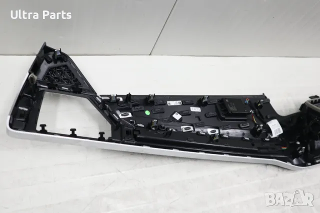 Оригинална лайсна арматурно табло BMW X7 G07 Carbon, снимка 10 - Части - 50374801