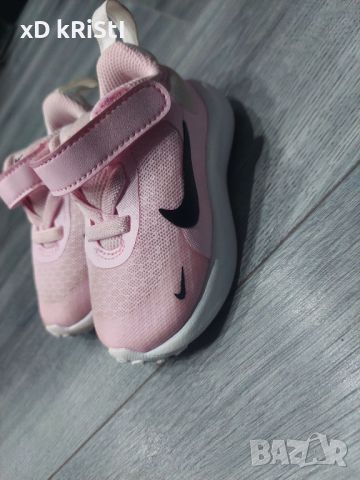 Продавам оригинални бебешки маратонки Nike номер 19/19.5, снимка 1 - Бебешки обувки - 45142607