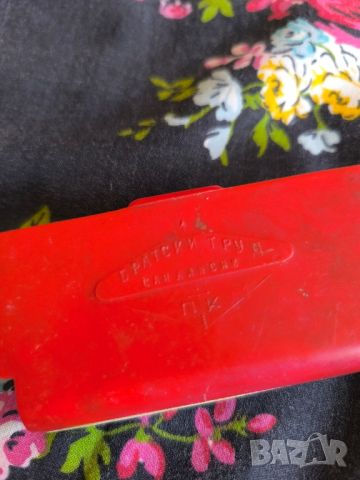 стара разглобяема самобръсначка с кутийка, снимка 4 - Антикварни и старинни предмети - 46417263