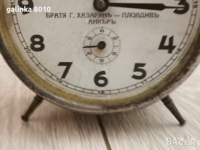 Стар работещ будилник, снимка 4 - Антикварни и старинни предмети - 54005674