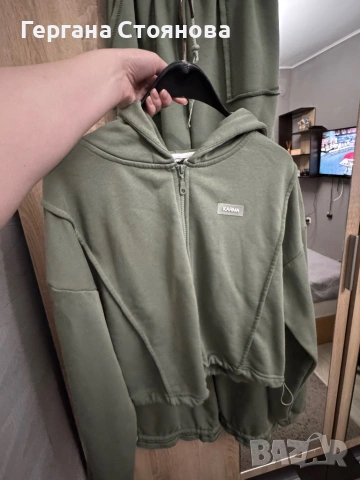 Комплект на Карма, снимка 3 - Спортни екипи - 54044905