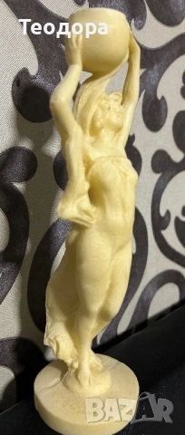 Статуетка на Афродита, снимка 4 - Статуетки - 53760352