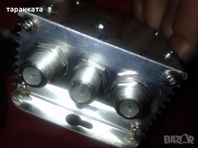 Усилвател за кабелна , снимка 2 - Приемници и антени - 51705879