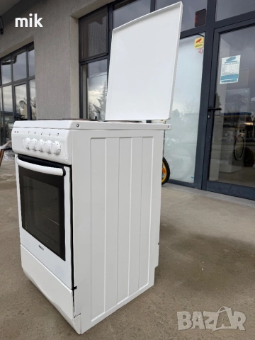 Печка Bosch  с метални котлони Като НОВА, снимка 7 - Печки, фурни - 53022077