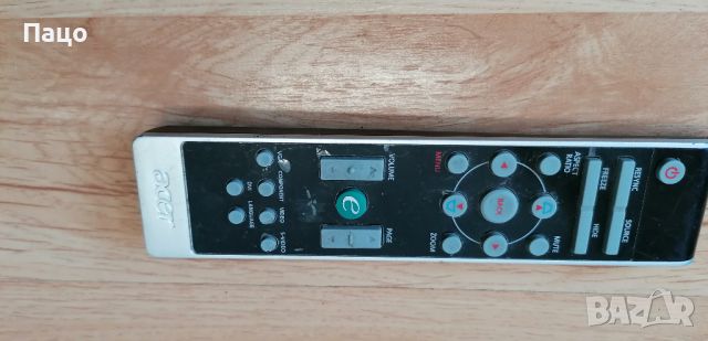Acer Remote Control With Mouse 25.J540H.001 Model, снимка 1 - Дистанционни - 45394932