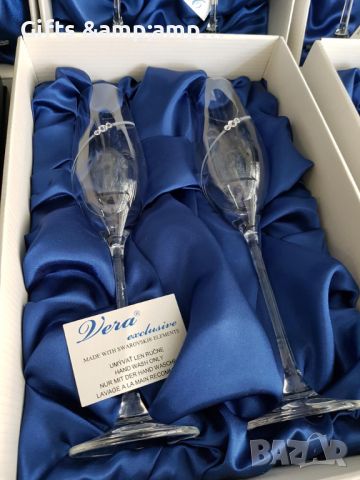 Чаши за шампанско - Кристалекс с елементи SWAROVSKI, снимка 1 - Подаръци за сватба - 45640473