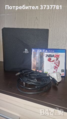 PS4 PRO 1TB с 2 контролера, снимка 2 - Настолни игри - 45957707