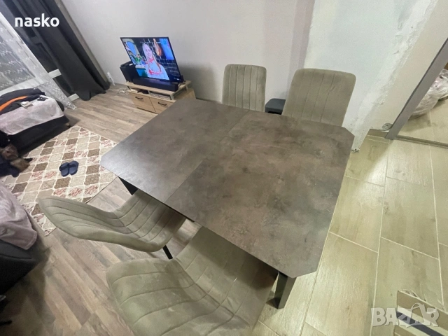 Трапезна Маса разтегателна с четири стола, снимка 9 - Маси - 54156501