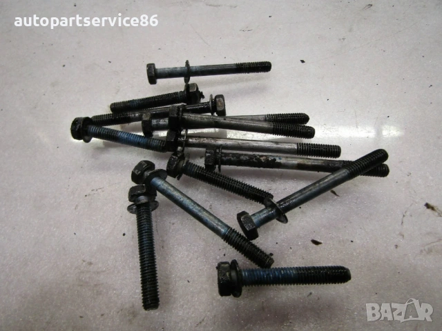 Капак на ангренажна верига за Mercedes Sprinter 308 2.3D (1998) R6020150101