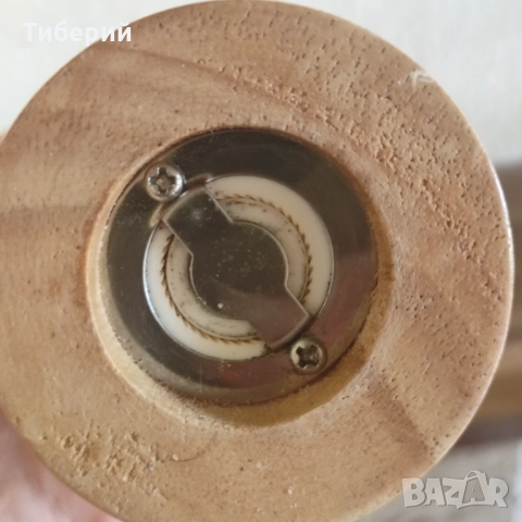 Дървена мелничка за пипер, сол, подправки., снимка 4 - Декорация за дома - 52421980