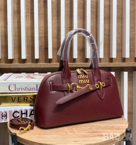 чанти Miu Miu , снимка 8 - Чанти - 50669039